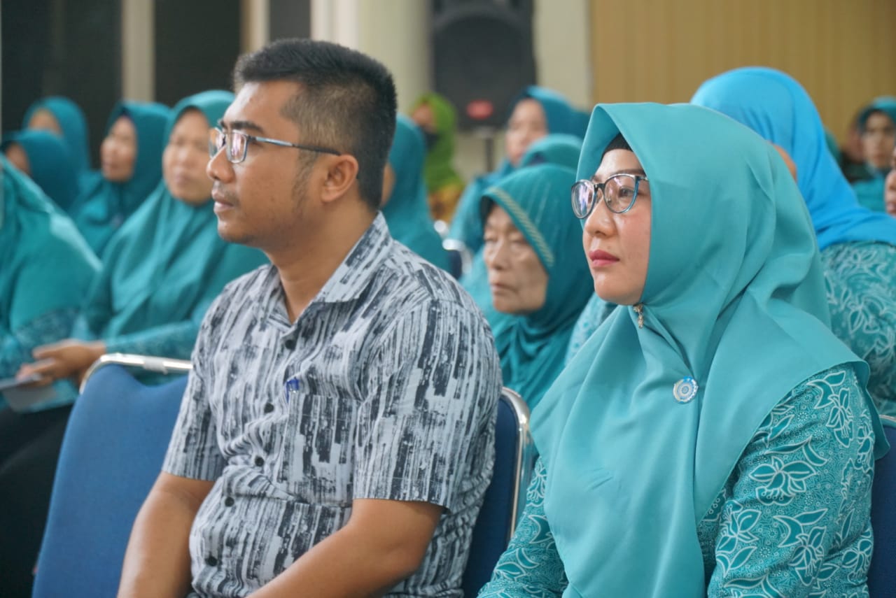 Foto 3 dari 9: Bertemu TP PKK Kelurahan Kejuron, Wali Kota Pesan Perkuat Sinergi