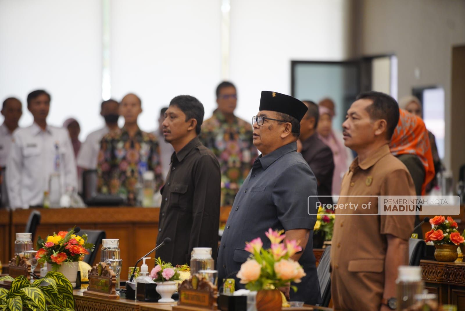 Foto 6 dari 7: Rapat Paripurna Bersama DPRD, Wali Kota Maidi Komitmen Utamakan Pelayanan Publik