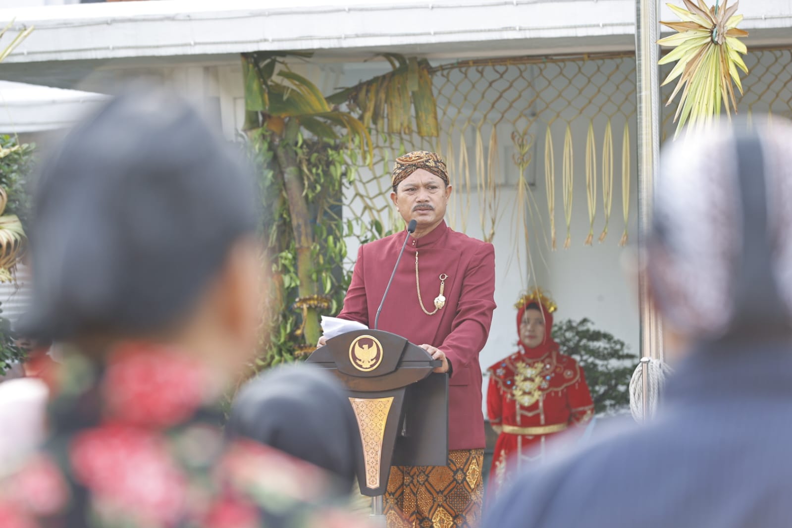 Foto 3 dari 10: Gelar Upacara Hardiknas 2023, Wali Kota Harap Pendidikan Makin Dinamis