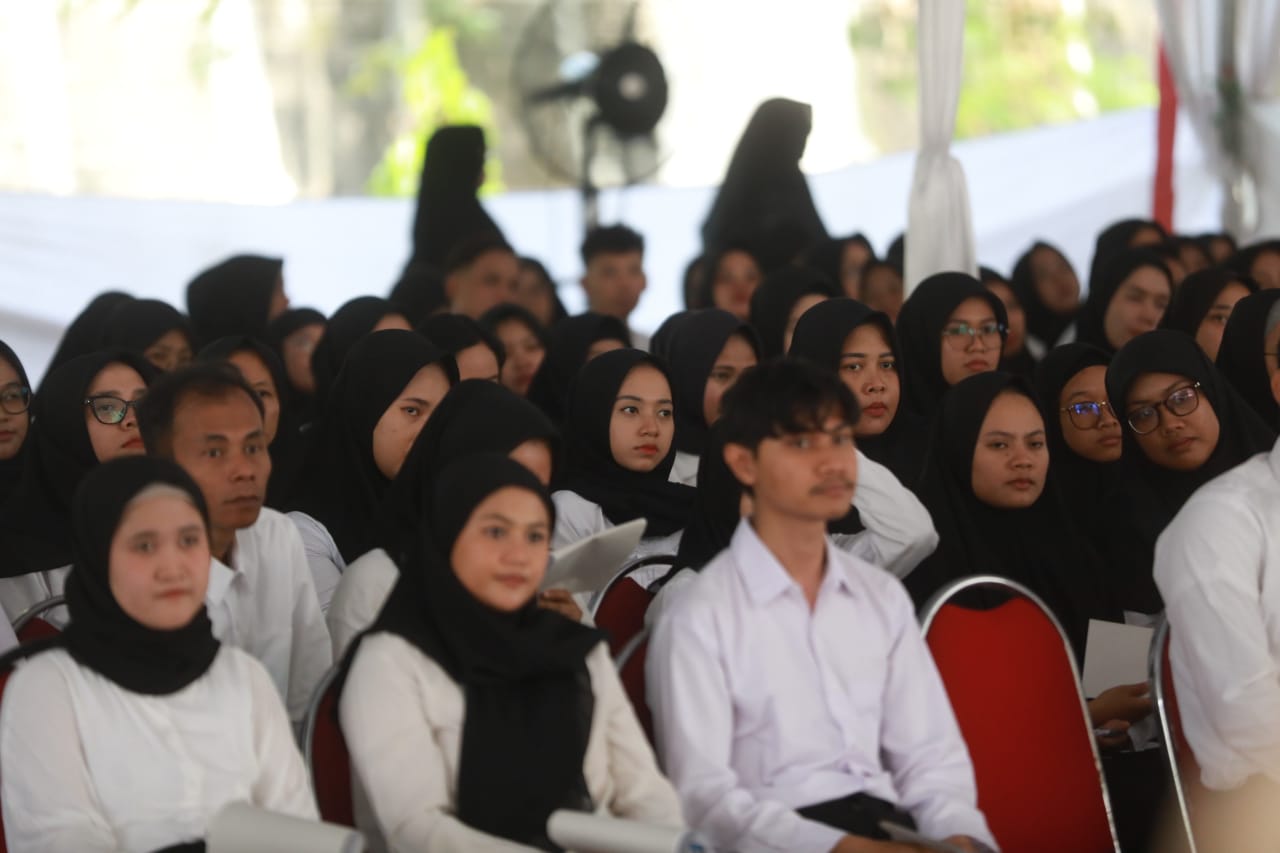 Foto 2 dari 9: Uji Kompetensi PPPK Pemkot Madiun Dimulai, 300 Peserta Jalani Tes Hari Ini