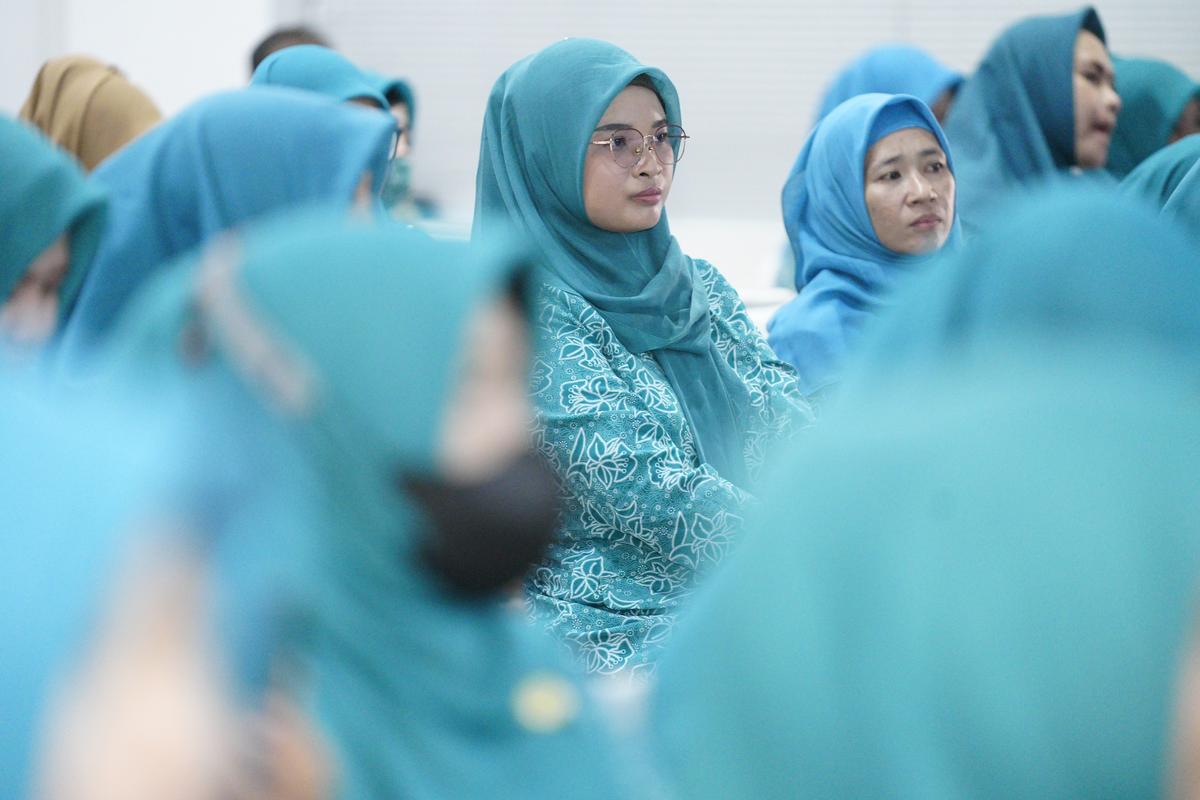 Foto 8 dari 8: Buka Sosialisasi Keamanan Informasi dan Perlindungan Data Pribadi Bagi PKK, Wali Kota Ingatkan Pentingnya Menjaga Privasi Diri