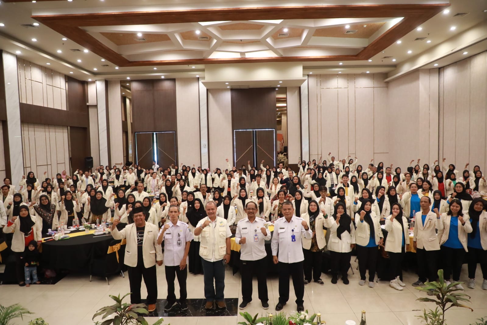 Foto 9 dari 9: Upaya Peningkatan Keterampilan, Dinsos PPPA Gelar Pembinaan Bagi PSM