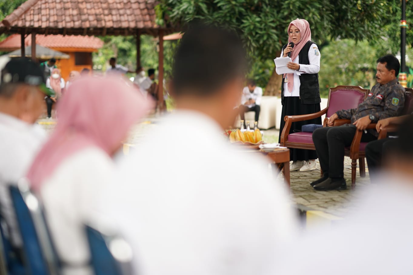 Foto 3 dari 10: Wujudkan Lingkungan Yang Bersih Dan Sehat, Wali Kota Wajibkan 27 Kelurahan Punya Proklim