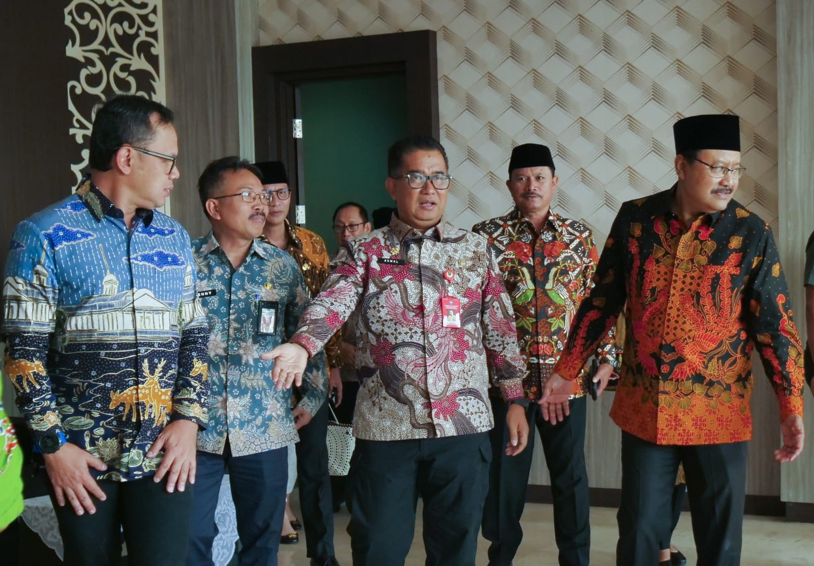 Foto 9 dari 9: Hadiri Rakerkomwil IV Ke-18 Di Pasuruan, Wali Kota Siap Jalankan Sinergi Pembangunan Berkelanjutan