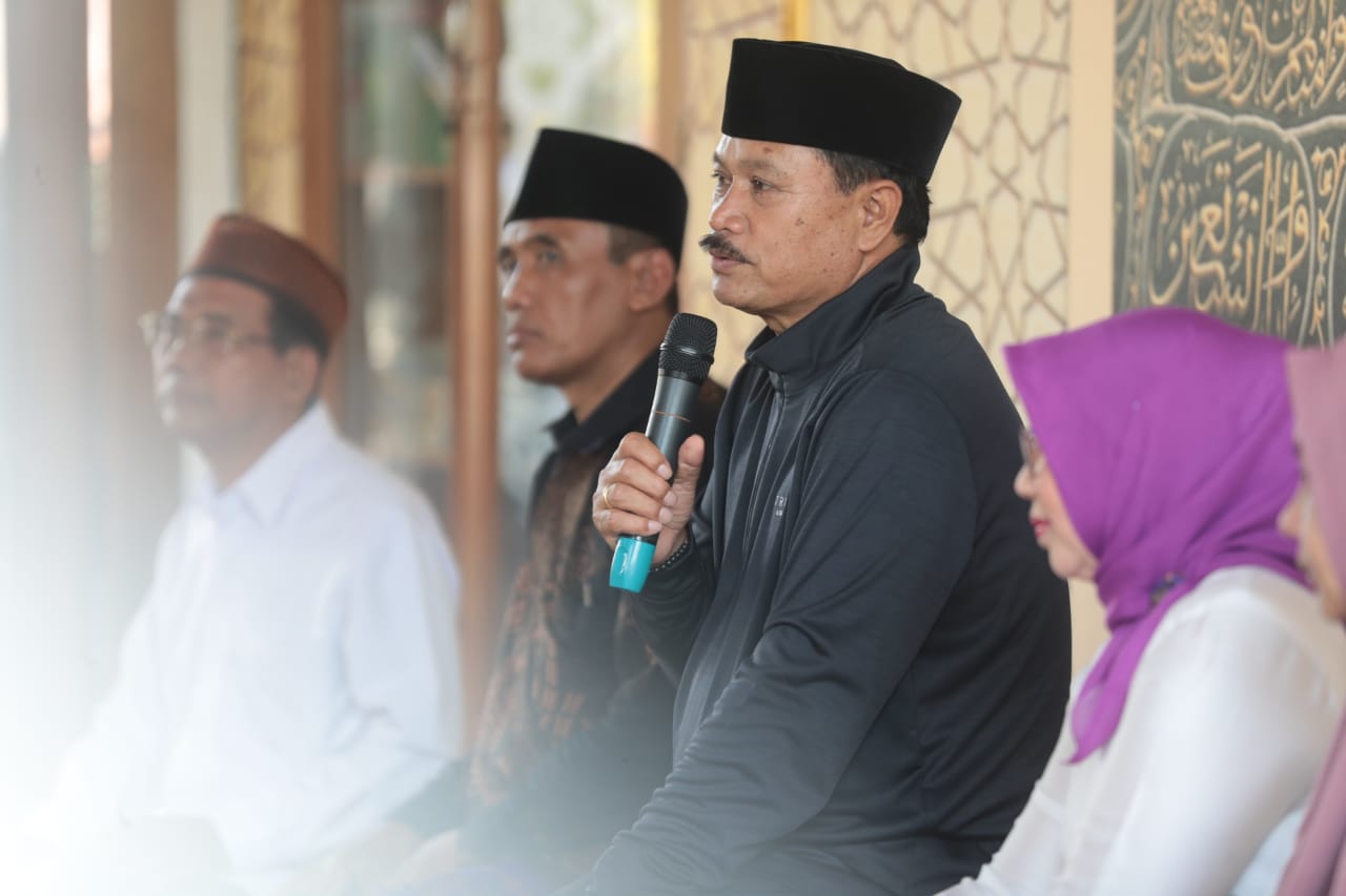 Foto utama berita: Gelar Pengajian Bersama Janda Kota Madiun, Wali Kota Sampaikan Perkembangan Kota Agar Janda Melek Pengetahuan