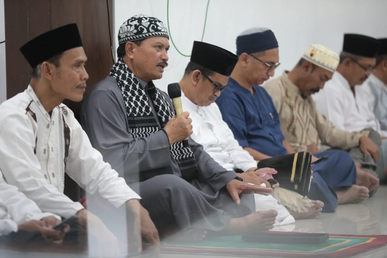 Foto utama berita: Safari Ramadan di Masjid At Taqwa, Wali Kota Sosialisasikan Persiapan Lebaran