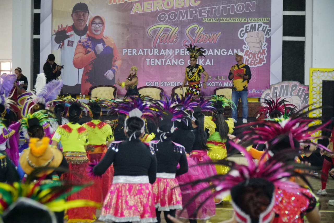Foto 2 dari 10: Meriah! Madiun Aerobic Competition Jadi Ajang Sehat Sekaligus Gali Potensi