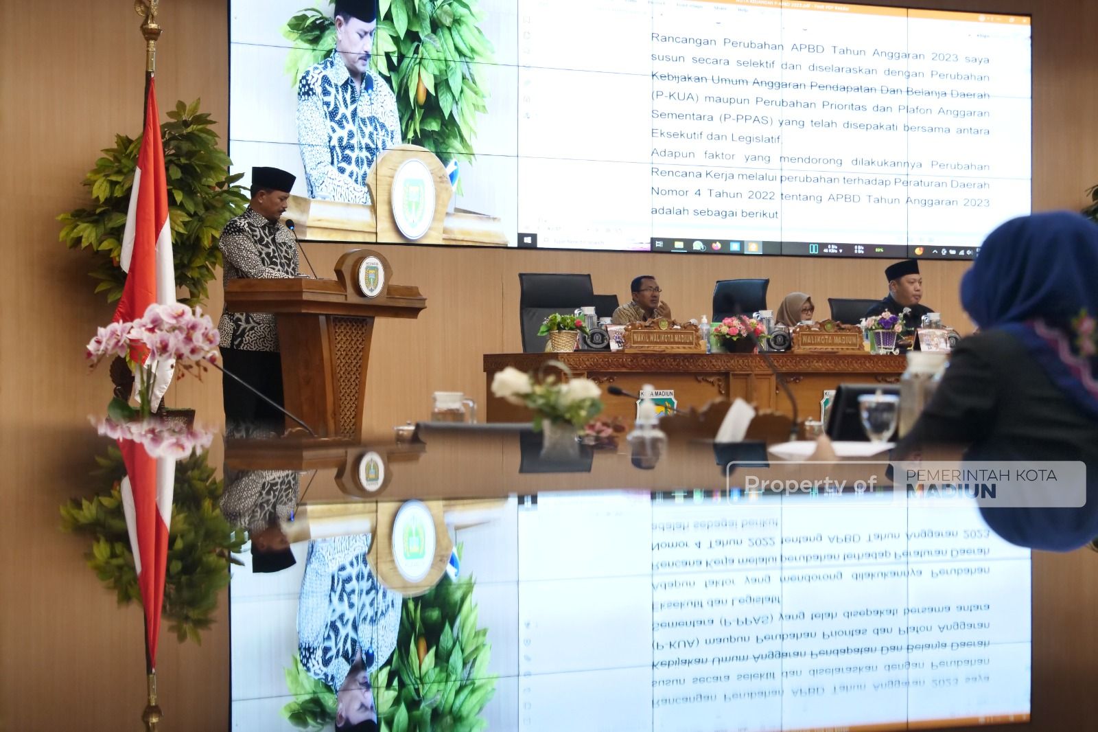 Foto 1 dari 9: Hadiri Rapat Paripurna Bersama DPRD, Wali Kota Sampaikan Nota Keuangan Atas Raperda P-APBD 2023