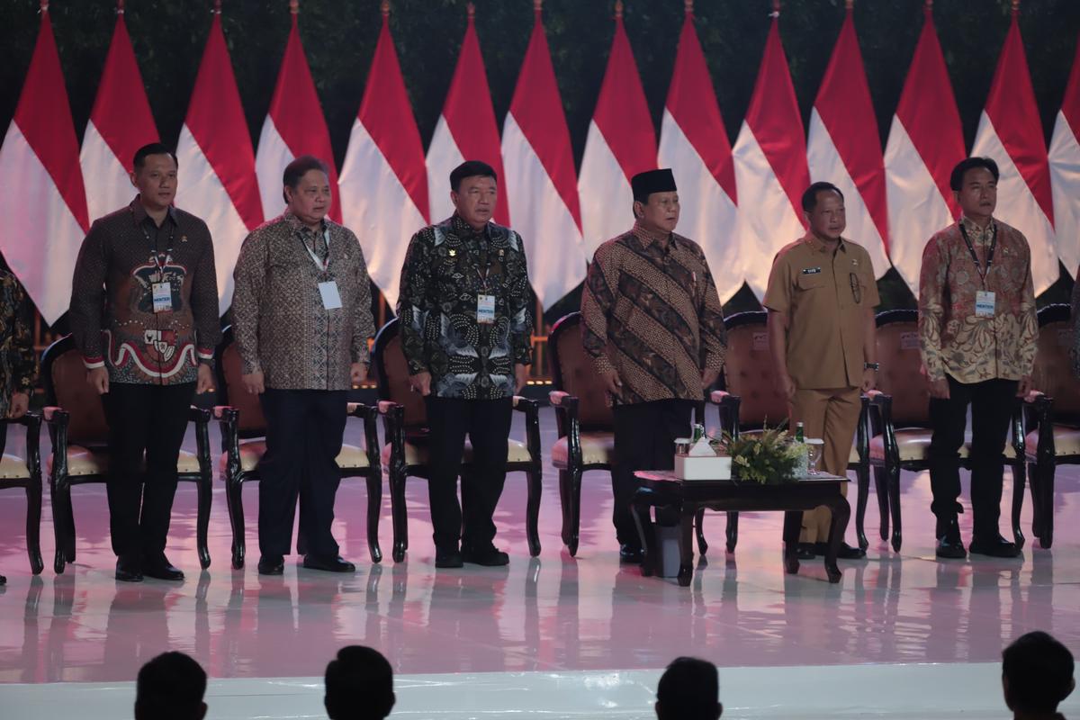 Foto 3 dari 8: Hadiri Rakornas Pemerintah Pusat Dan Daerah, Pj Wali Kota Terima Arahan Presiden Prabowo