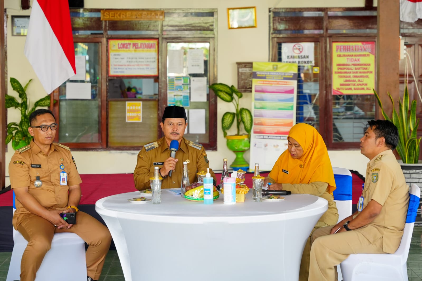 Foto 1 dari 10: Jelang Lomba PKK SeHat Lestari Berencana, Wali Kota Beri Arahan Untuk Peserta