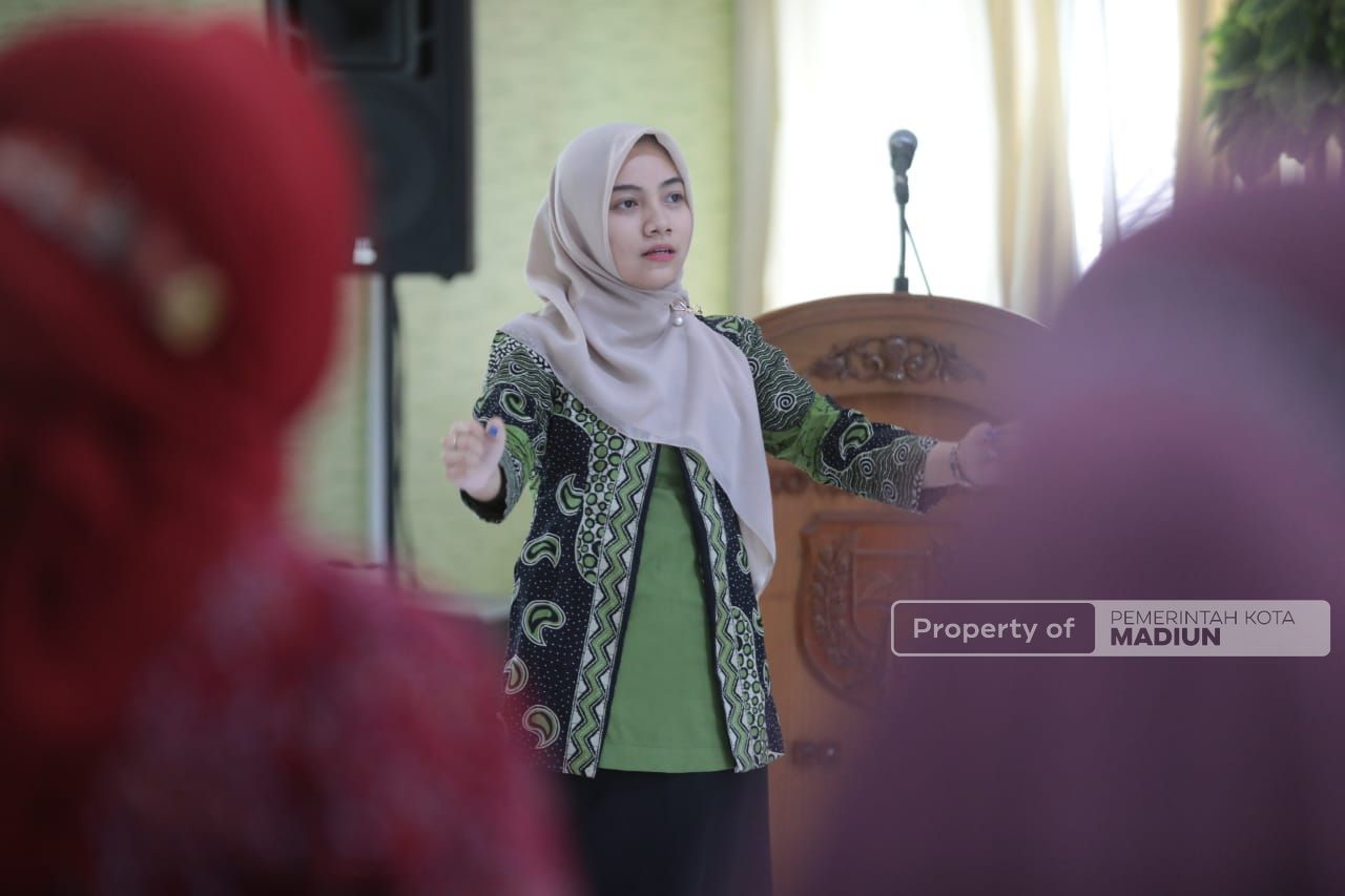 Foto 9 dari 9: Sosialisasi Cinta, Bangga, dan Paham Rupiah, Wali Kota Ajak Masyarakat Bijak dalam Menggunakan Uang