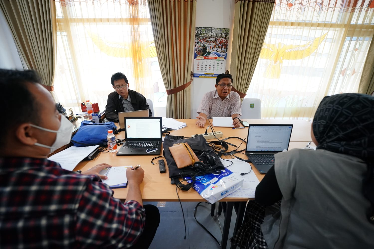 Foto 5 dari 5: Evaluasi Smart City, Perwakilan OPD Diskusi Bersama Tim Asesor