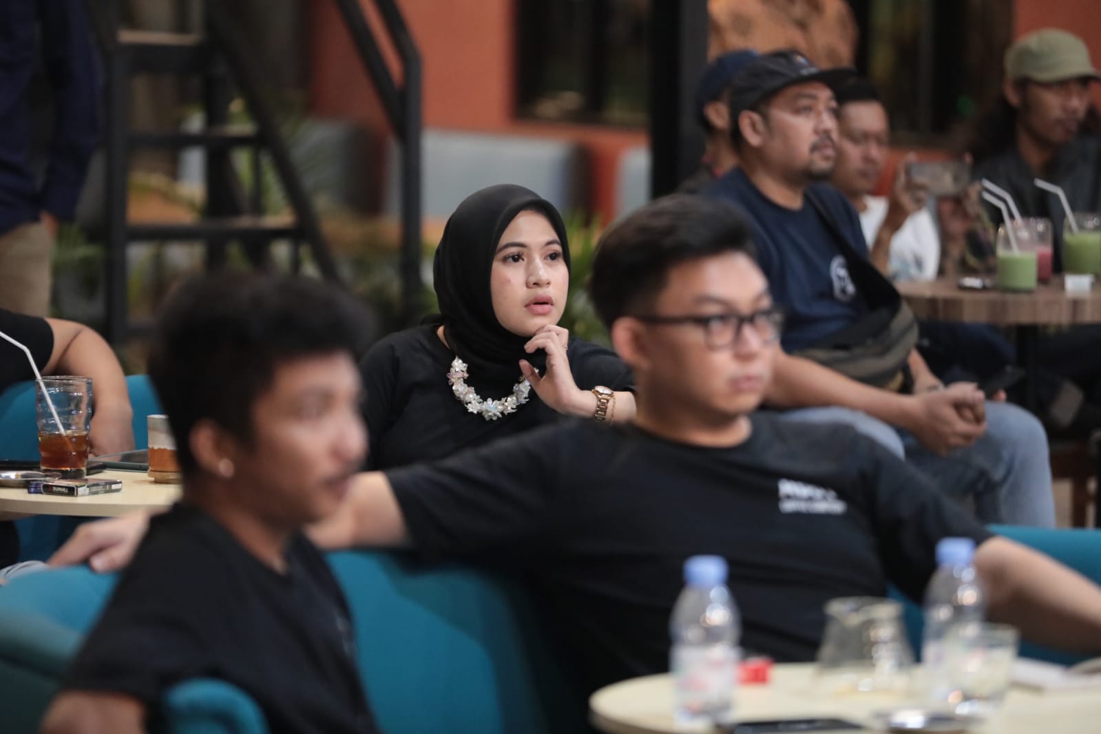 Foto 3 dari 17: Soft Opening Warung Garasi, Wali Kota Apresiasi Tambah Ramai Wisata Kuliner di Kota Madiun
