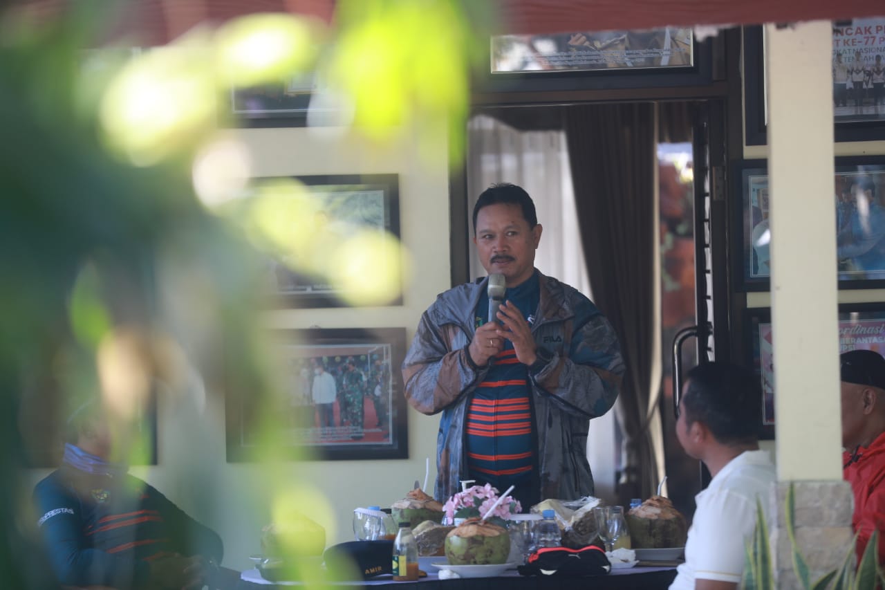 Foto 15 dari 16: Gowes Buka Event Jiwa Korsa BPSDMP PPI Madiun, Wali Kota Harap Masukan Untuk Pembangunan Kota