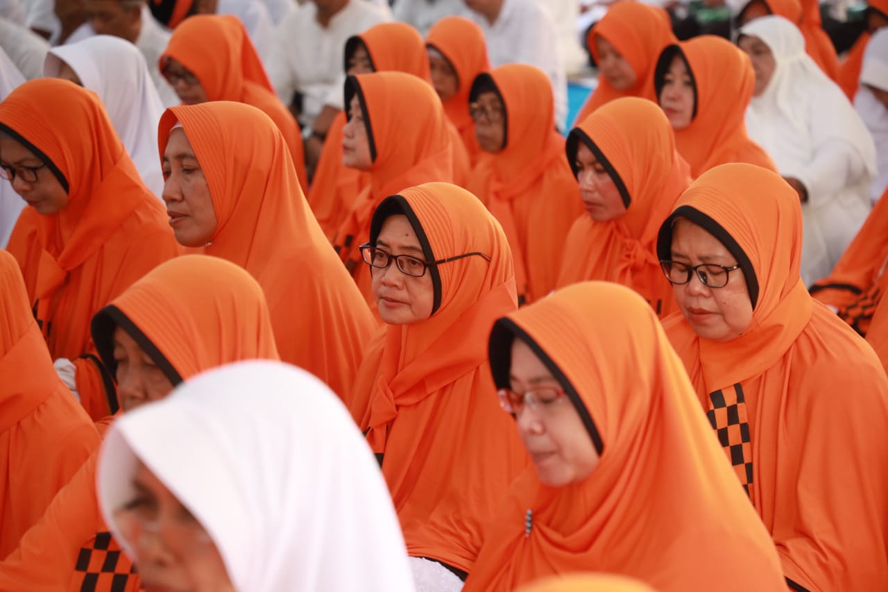 Foto 8 dari 8: Gelar Doa Bersama CJH, Pj. Wali Kota Titip Doa Untuk Kota Madiun
