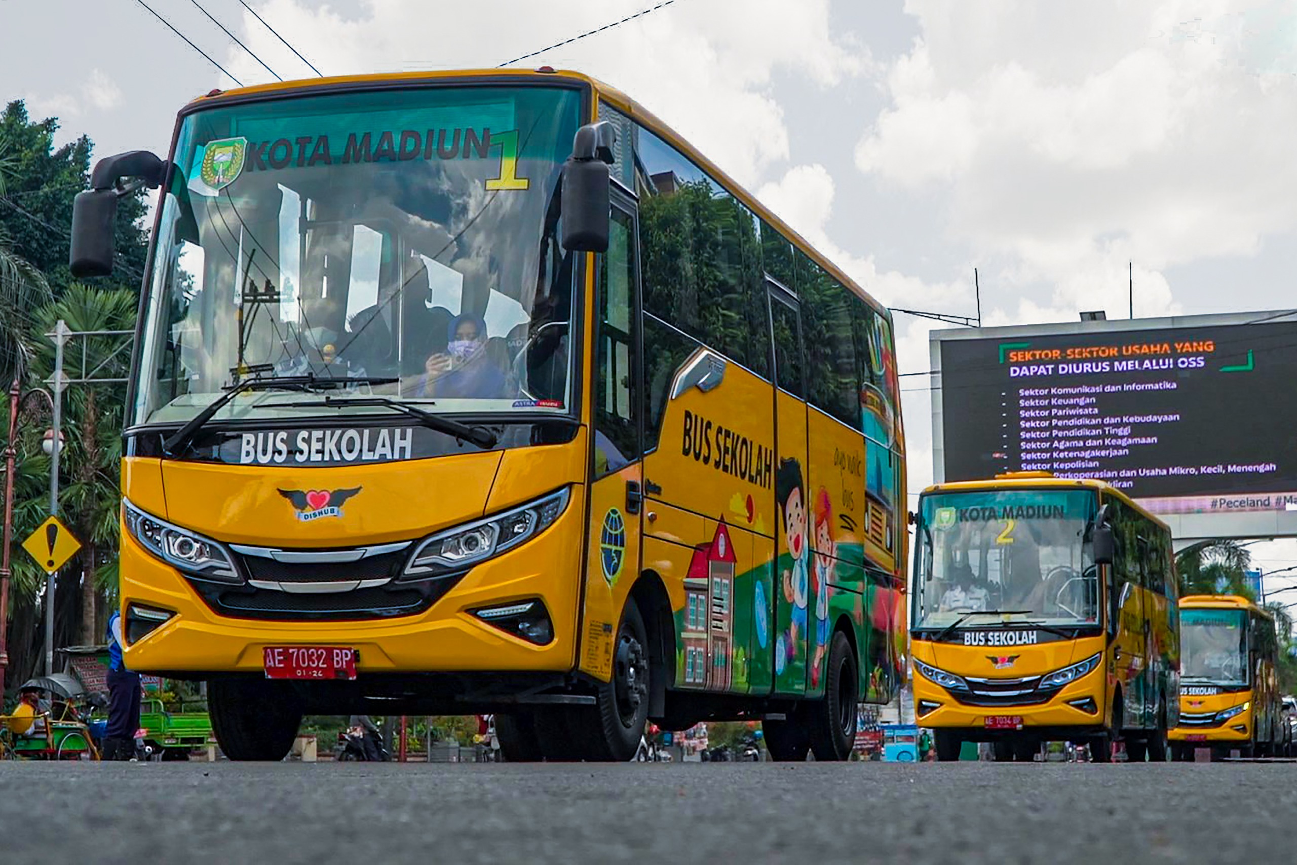 Foto utama berita: Antusias Tinggi, Pendaftar Layanan Bus Sekolah Capai 178 Pelajar, Ada Juga Peminat dari Santri Pondok