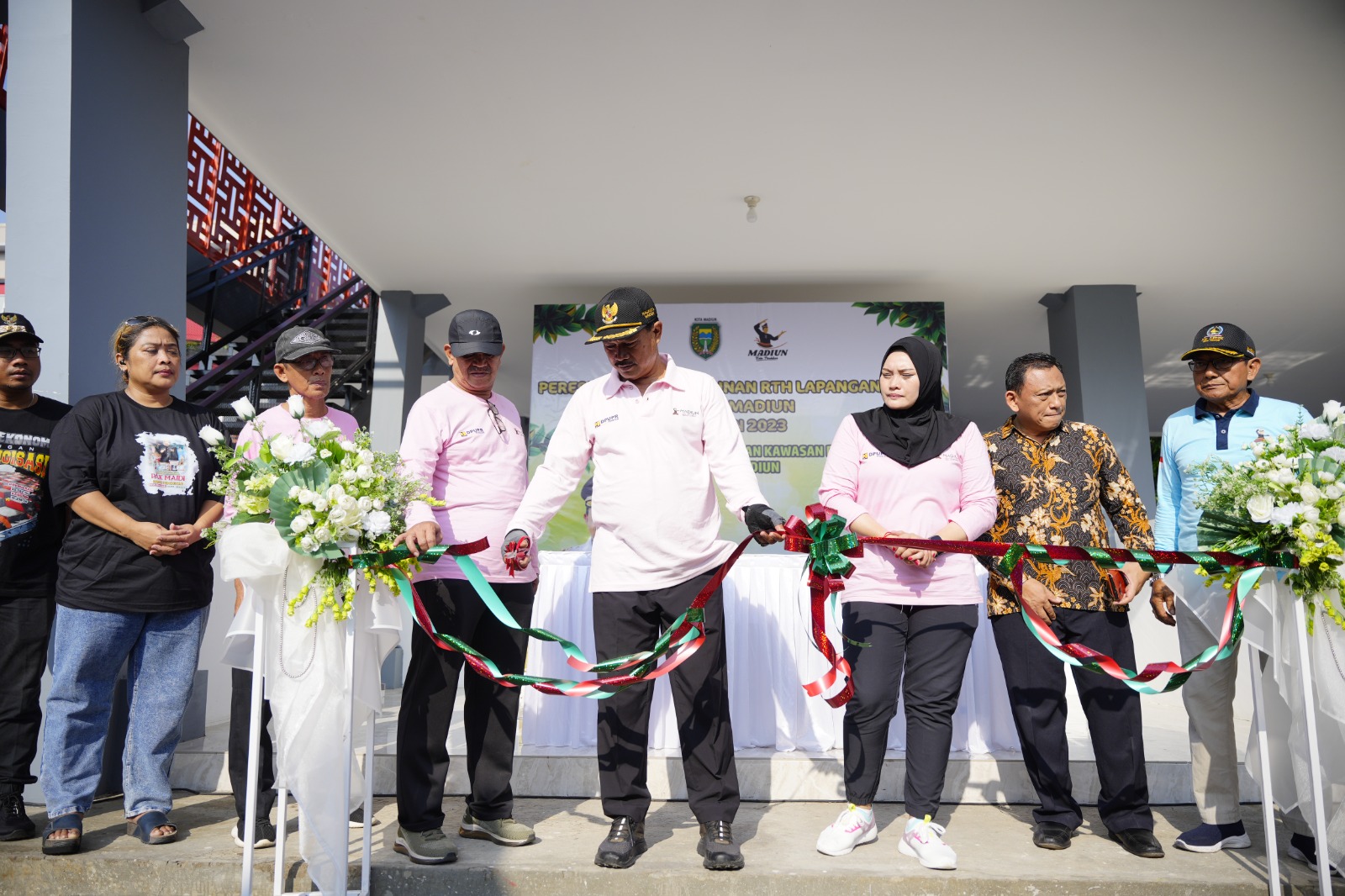 Foto 2 dari 7: Gowes Pagi, Wali Kota Resmikan Sejumlah Proyek Strategis Pemkot Madiun