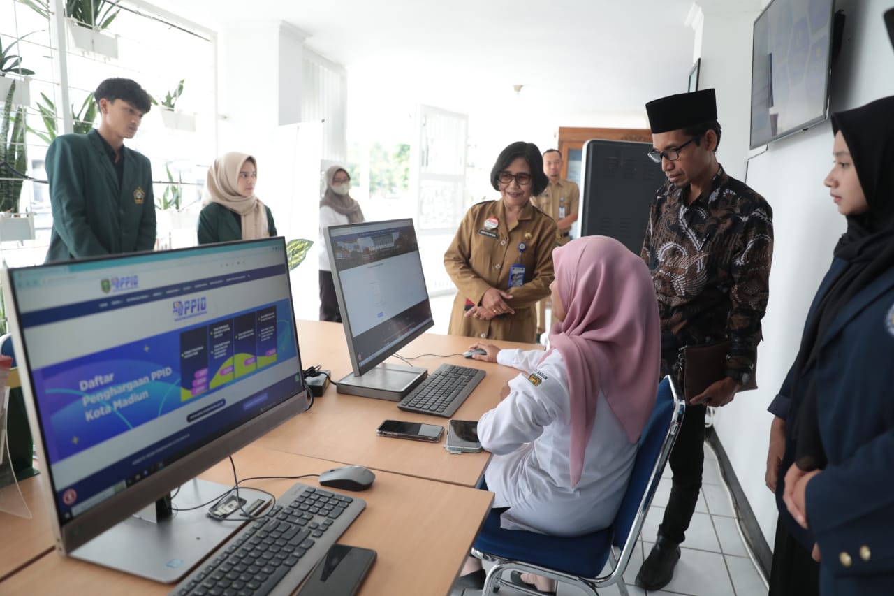 Foto utama berita: KI Jatim Gelar Monev Keterbukaan Informasi Publik di Dinas Kominfo Kota Madiun
