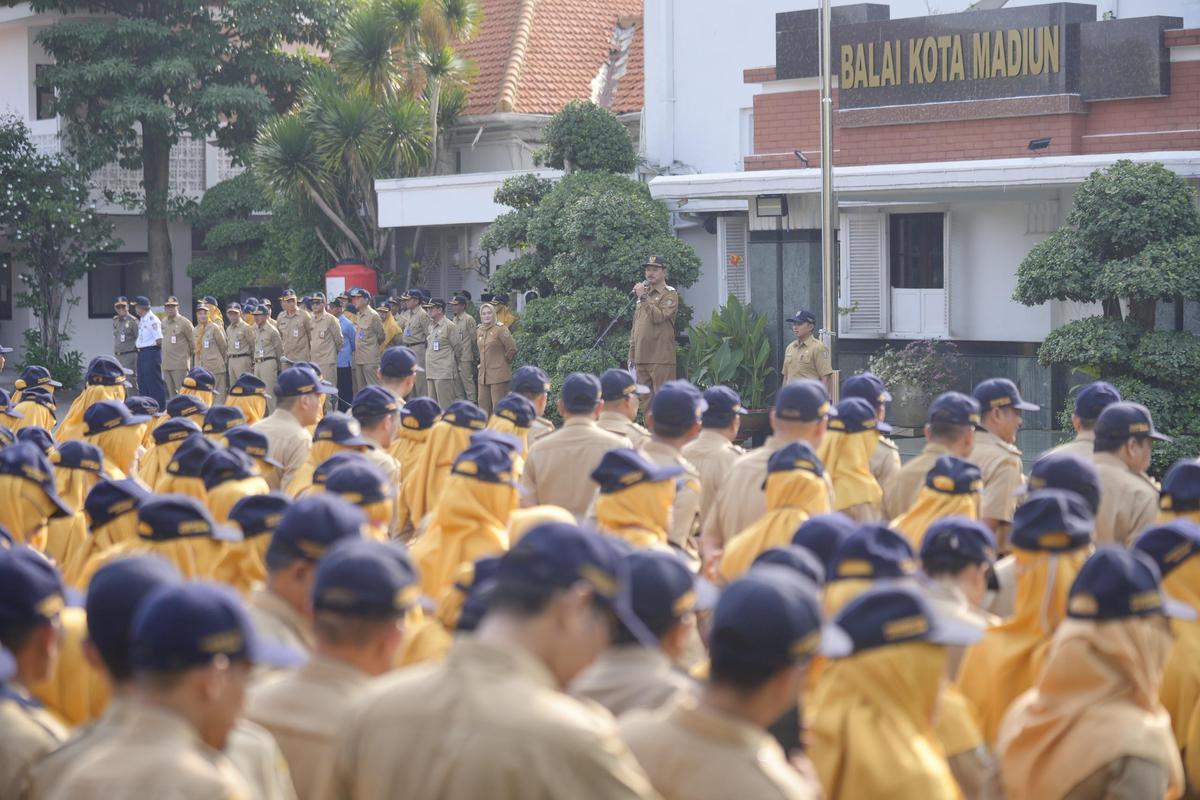 Pimpin Apel Pejabat Struktural Pemkot Madiun, Wali Kota Pesan Jaga Etos Kerja