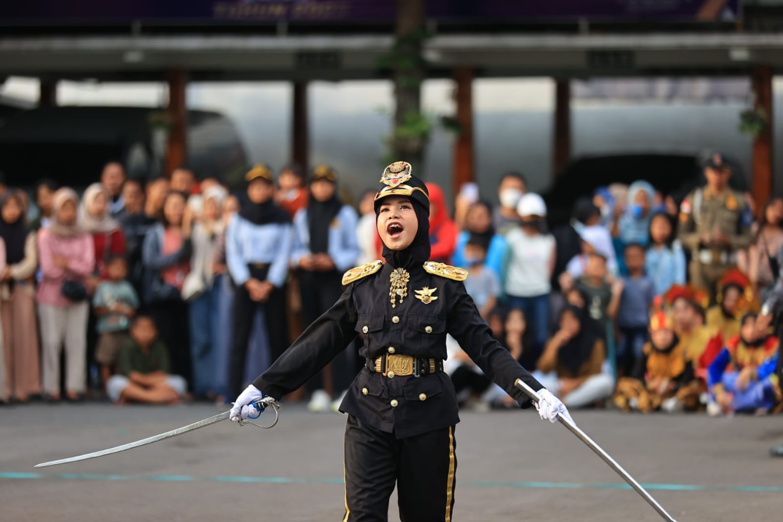 Foto 7 dari 8: SMPN 12 dan SMKN 2 Buka Parade Senja Edisi 2024, Wali Kota: Kreatifitas Anak-anak Jangan Dihentikan