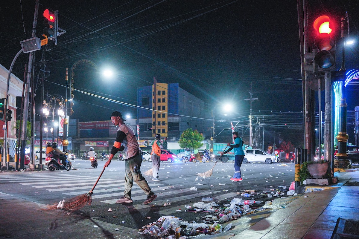 Foto utama berita: Borong Penghargaan di Bidang Lingkungan, Wali Kota Beri Apresiasi ke Pemenang dan Petugas Kebersihan