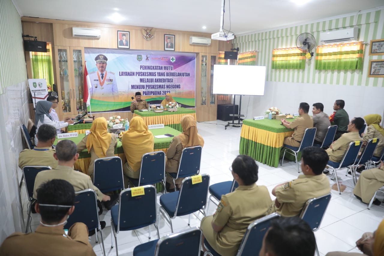 Foto 3 dari 9: Menuju Akreditasi Paripurna, Wali Kota Beri Arahan Puskesmas Ngegong