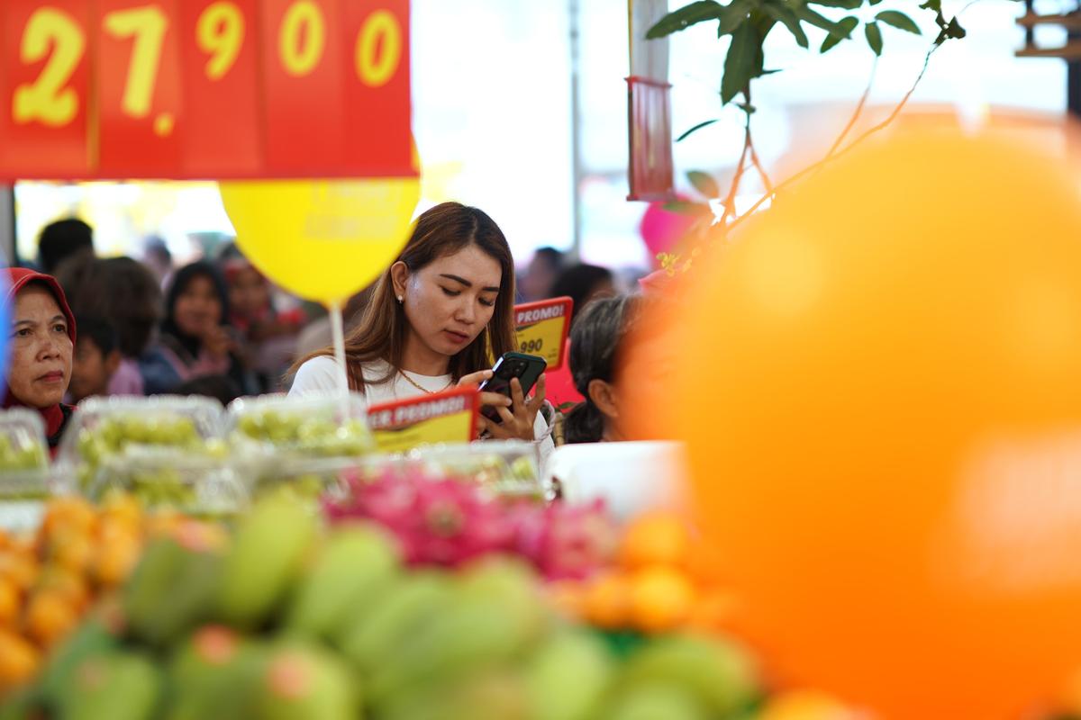Foto 10 dari 19: Buka Gerai Pertamanya di Kota Pendekar, Superindo Nilai Madiun Punya Prospek Investasi Menarik