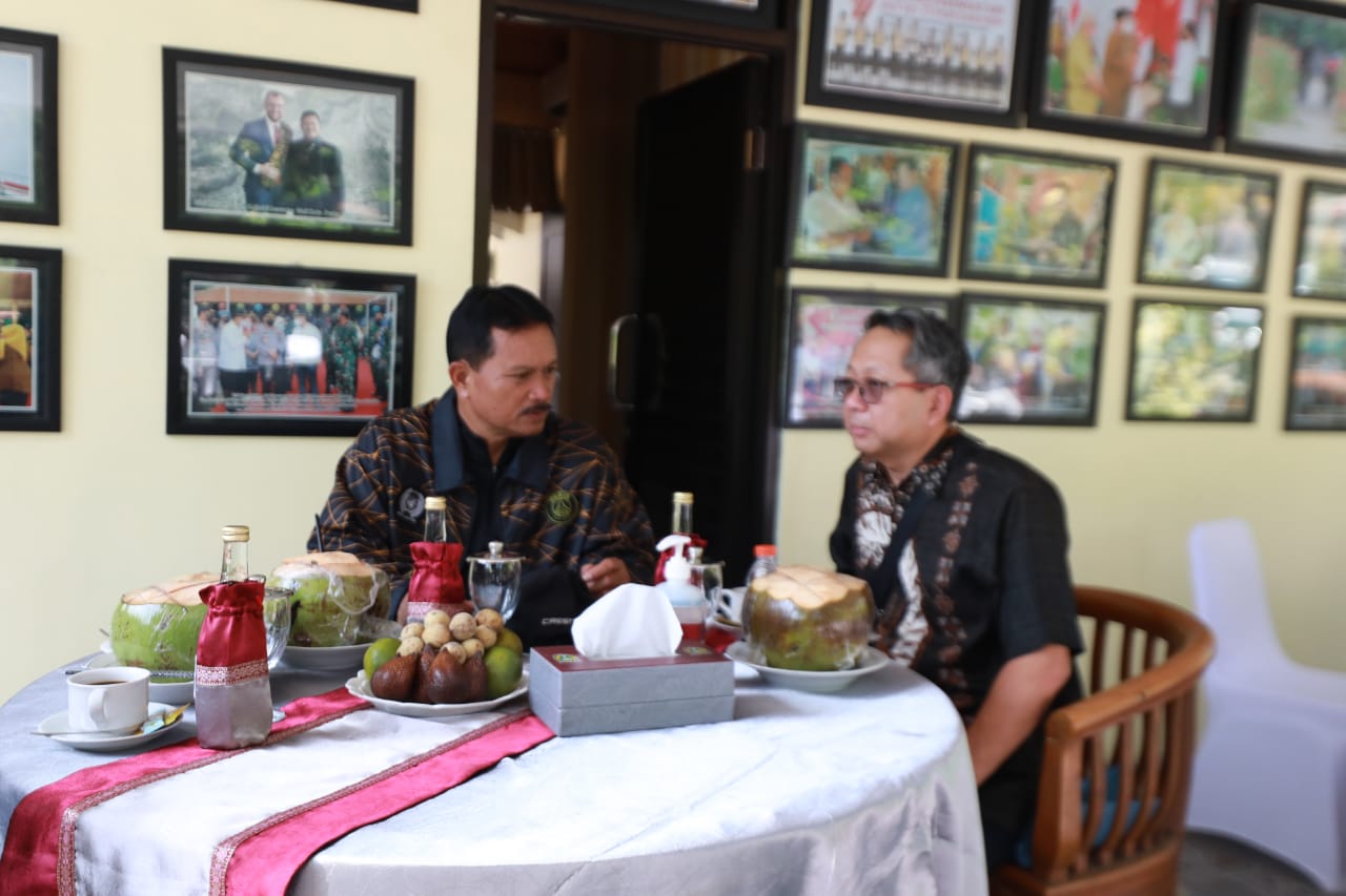 Gelar Dua Audiensi, Wali Kota Bahas Investasi Untuk Kota Pendekar