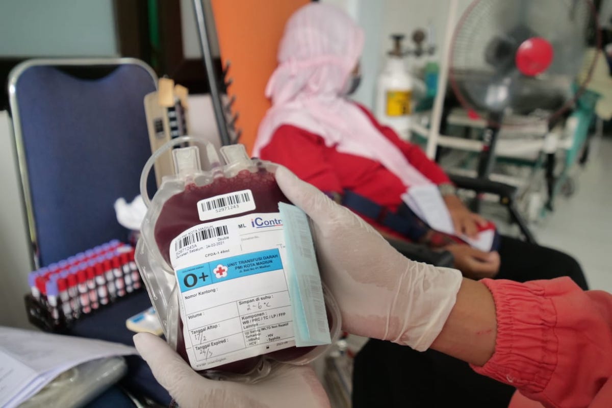 Foto 6 dari 6: Stok Darah Menipis, PMI Kota Madiun Imbau Warga Agar Lakukan Donor Darah