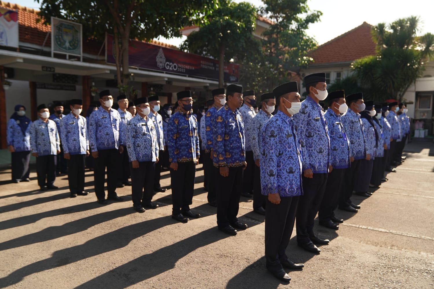 Foto 8 dari 10: Peringati Sumpah Pemuda, Pemkot Madiun Gelar Upacara Di Balai Kota