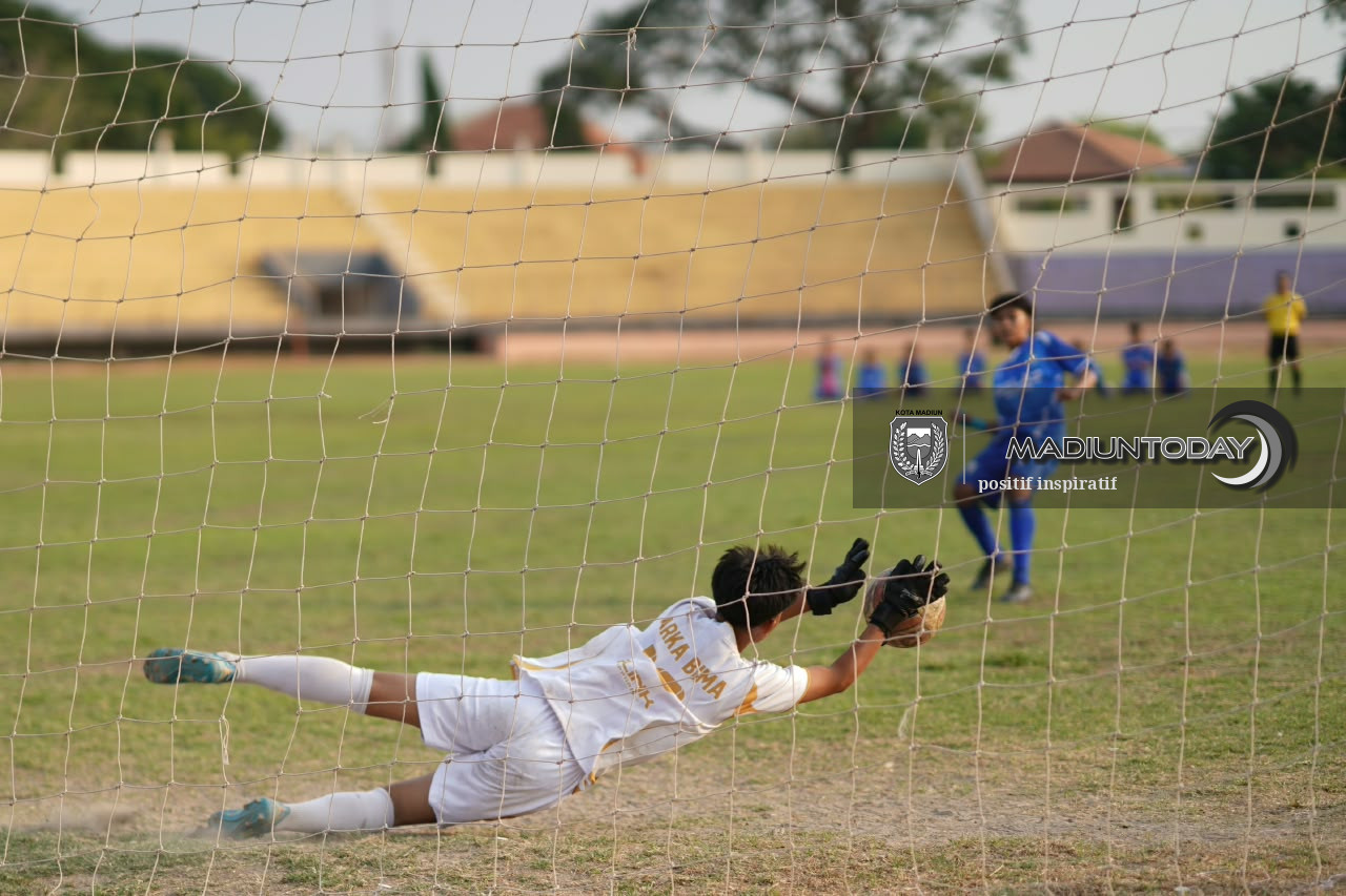 Foto 16 dari 19: Fasilitas Olahraga Terbuka untuk Umum, Warga Bisa Gelar Kompetisi di Stadion hingga Lapangan Kelurahan