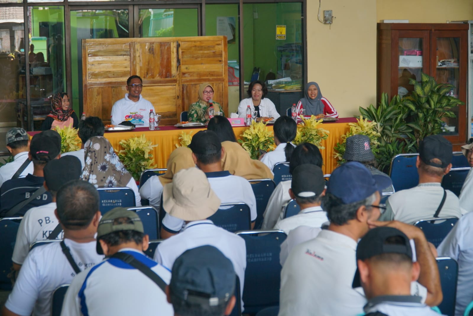 Foto 5 dari 11: Terima Kunjungan Studi Banding Dari Surakarta, Ketua TP PKK Paparkan Proklim Di Kota Pendekar