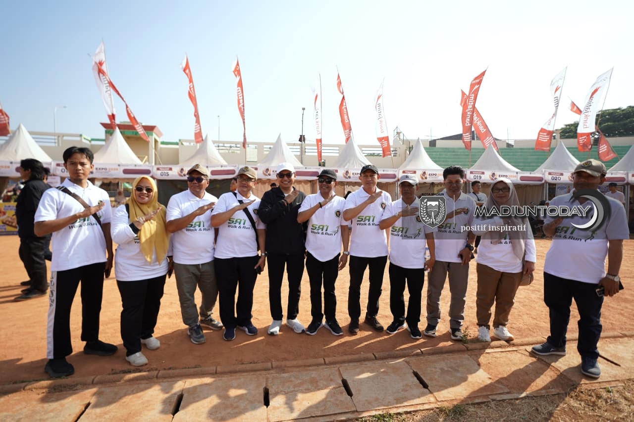 Foto 16 dari 19: EXPO UMKM dan Ekosistem Haji-Umrah Berakhir, Menhaj Sebut Transaksi di Tenant Capai Rp 5,7 Miliar