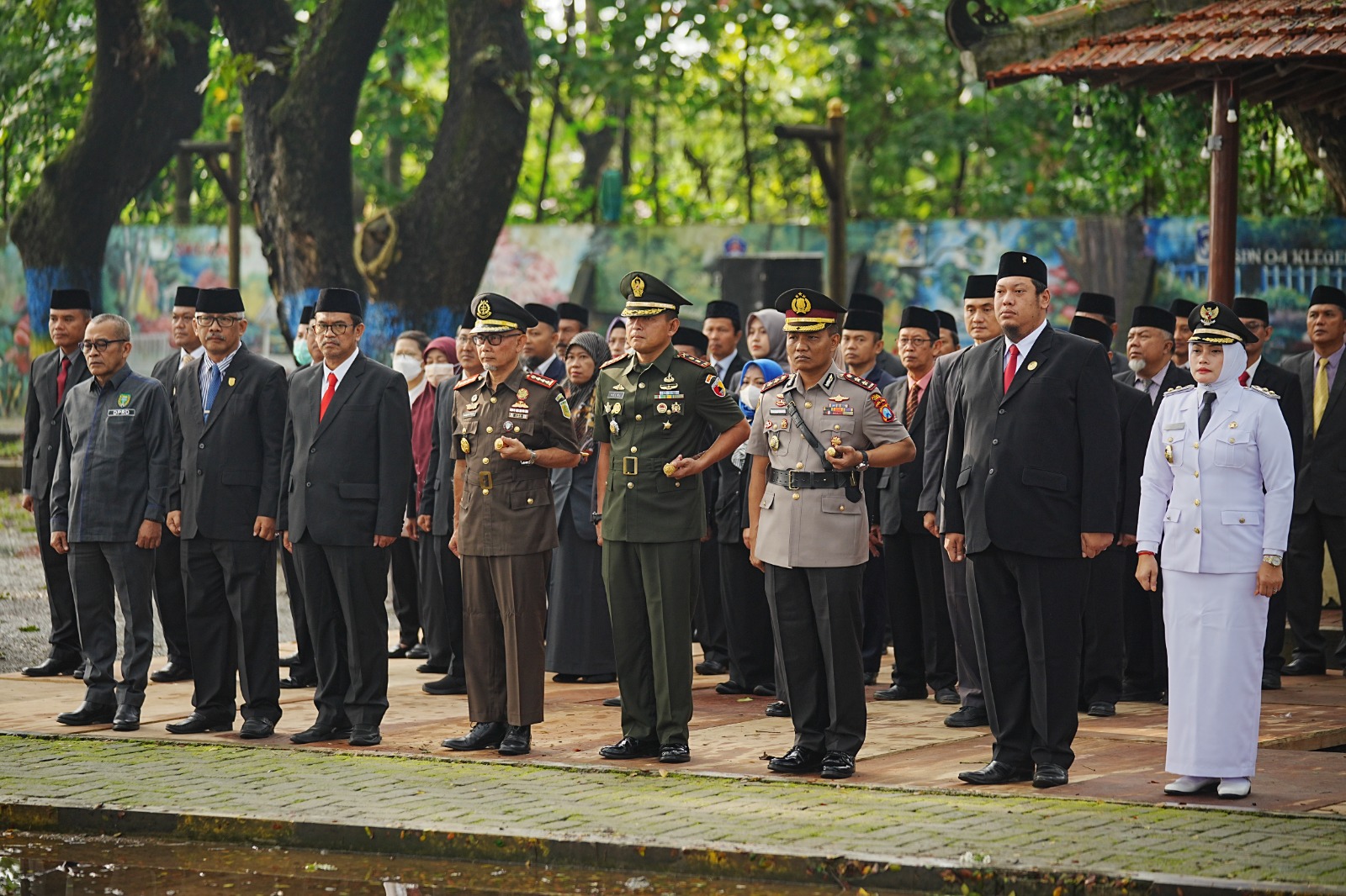 Foto 6 dari 10: Peringati Hari Otda, Wali Kota Imbau ASN Optimalkan Pelayanan Terhadap Masyarakat