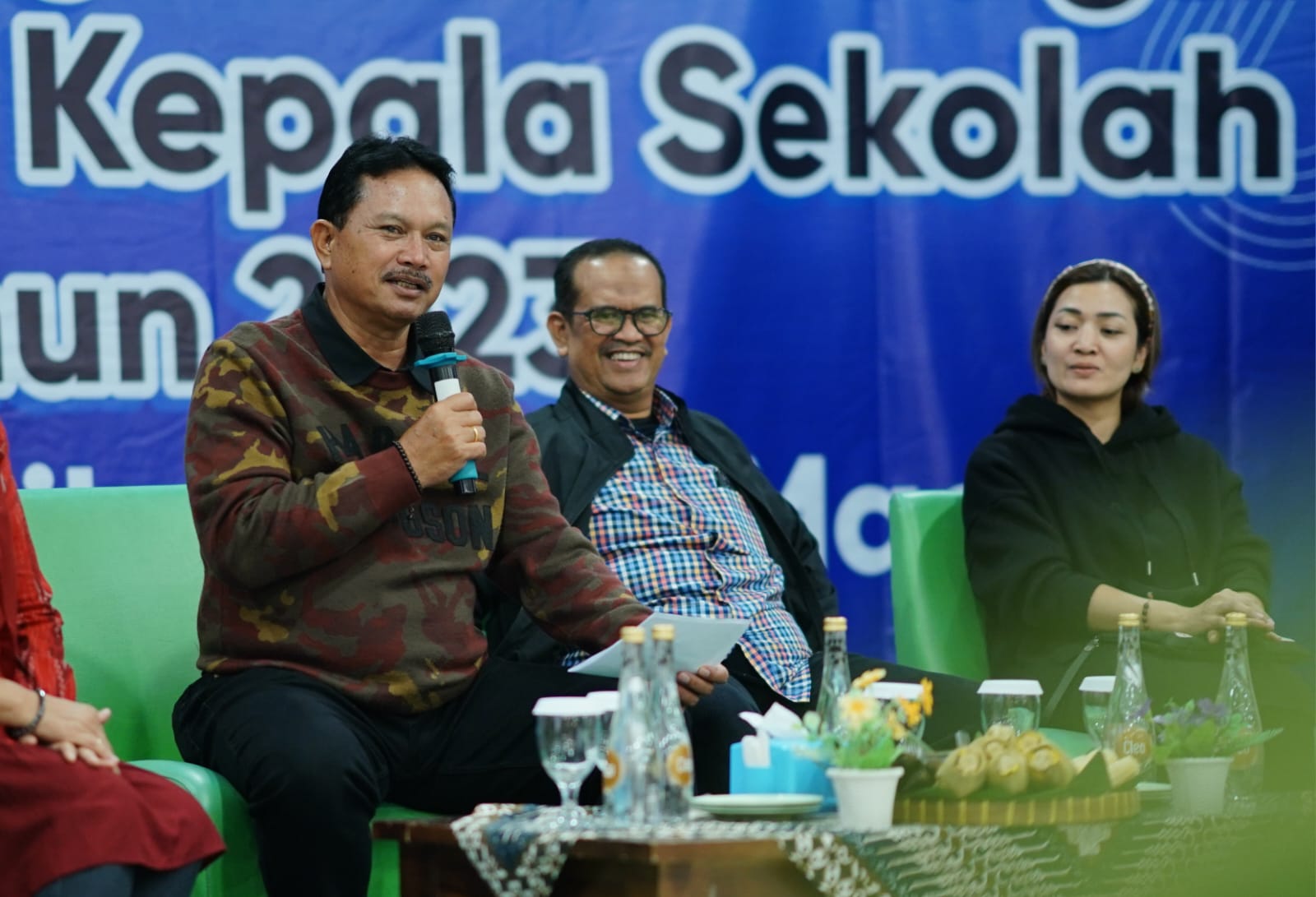 Foto utama berita: Beri Pembinaan Kepala Sekolah, Wali Kota: Kita Punya Tanggung Jawab Persiapkan Generasi Emas 2045