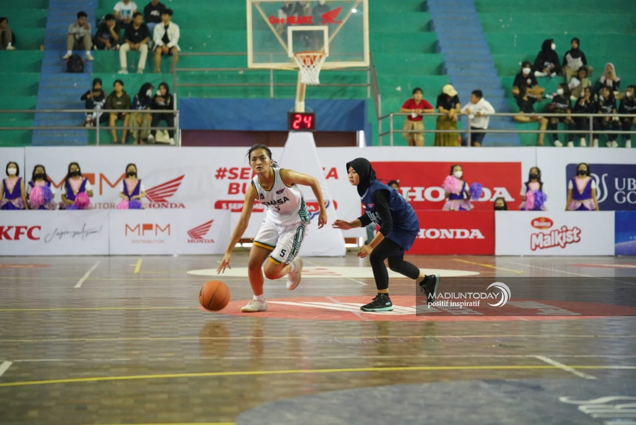 Foto utama berita: DBL East Java Series - West Region Juga Tak Kalah Seru, Dua Tim Terbaik Berhak ke Seri Jawa Timur
