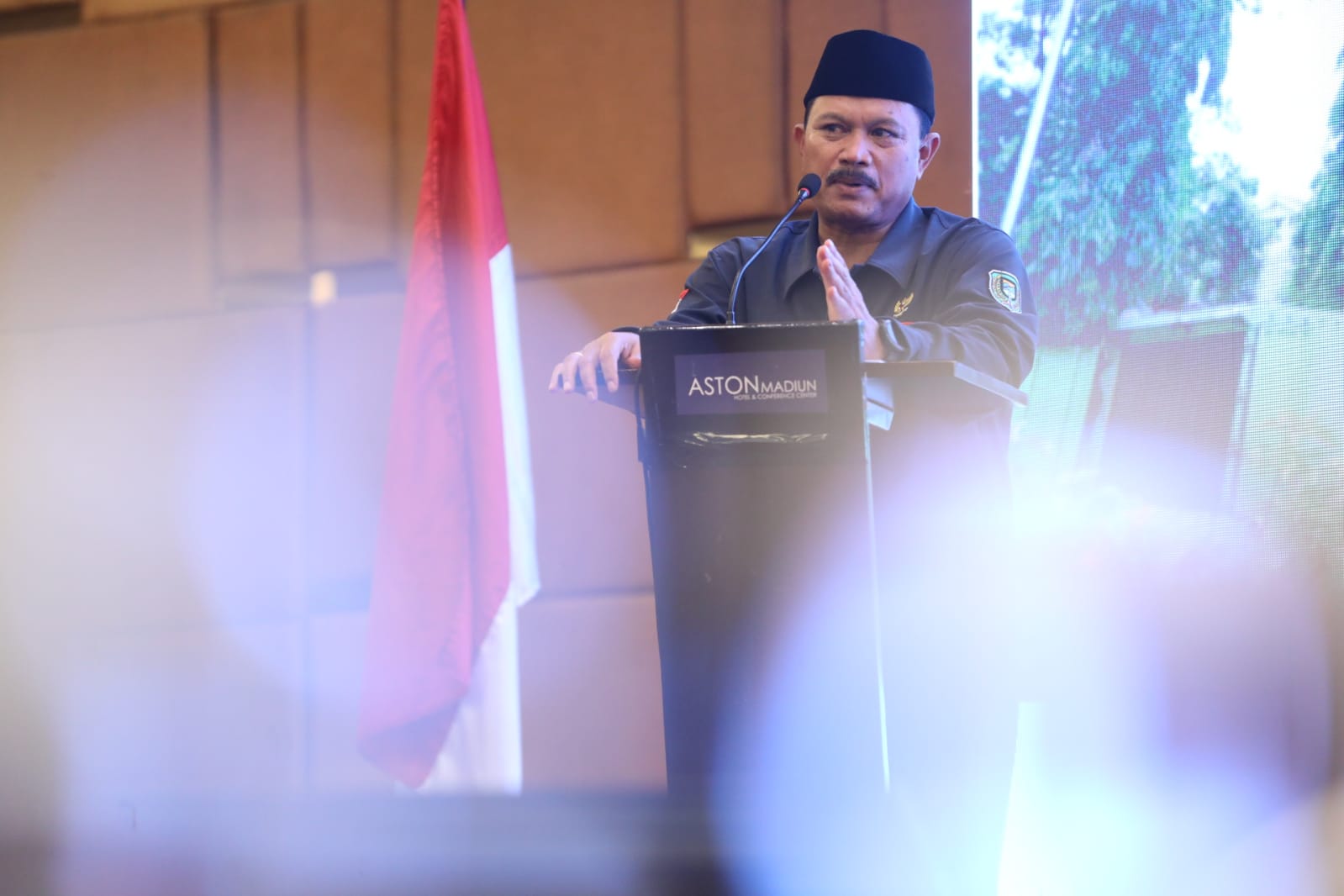 Foto 2 dari 9: Beri Arahan Evaluasi Pelayanan Publik, Wali Kota Ingatkan ASN Pelayan Masyarakat