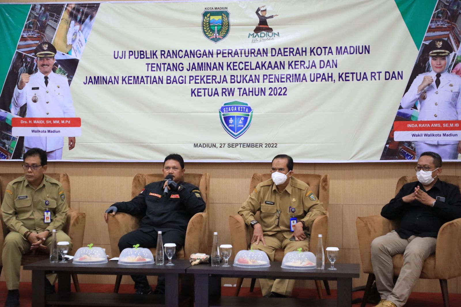 Foto 1 dari 6: Uji Publik Raperda Program Siaga Kita, Wali Kota Harapkan Saran dan Masukan Masyarakat