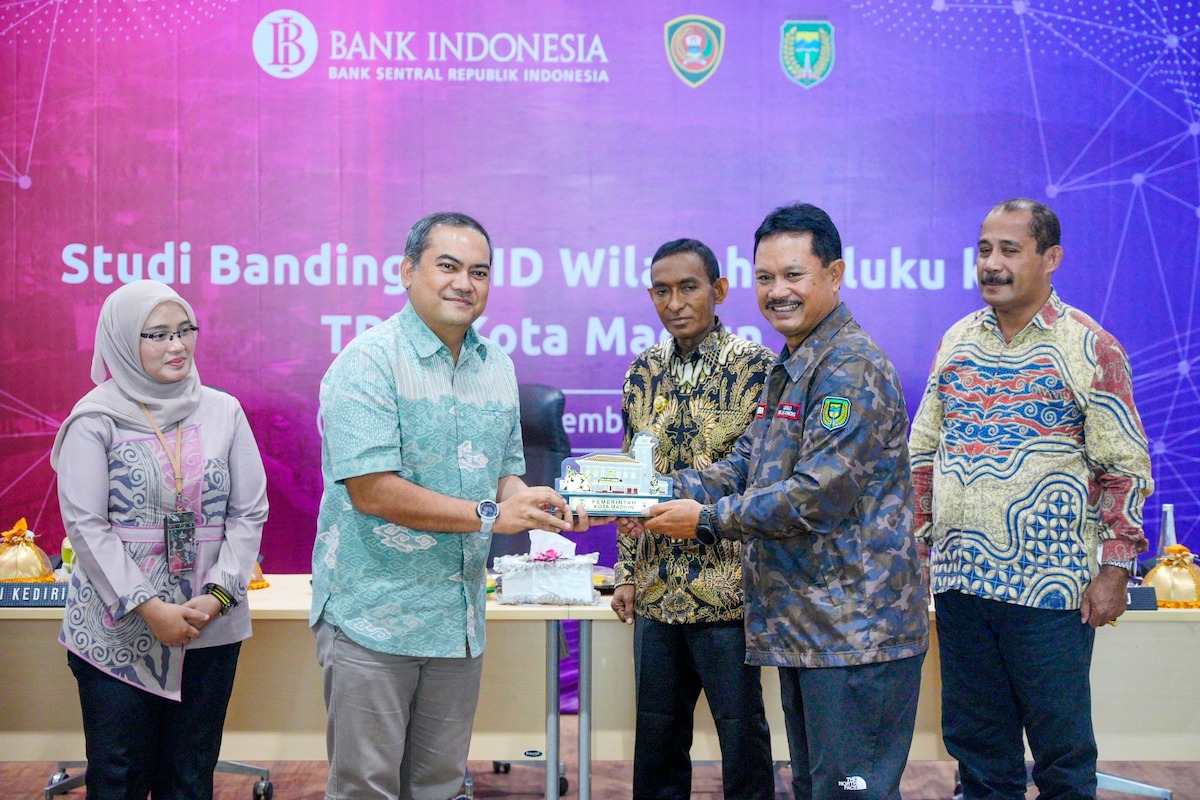 Foto 6 dari 8: Program Wartek Berhasil Tekan Inflasi, TPID Provinsi Maluku Datang untuk Studi