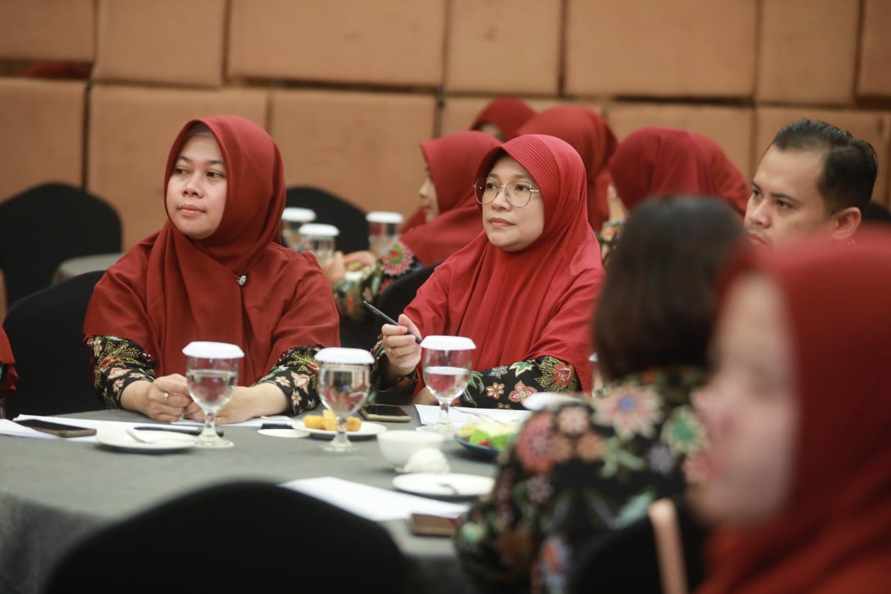 Foto 5 dari 14: FGD Bersama Tim Surveyor Puskesmas Tawangrejo dan Manguharjo, Wali Kota Harapkan Hasil Optimal