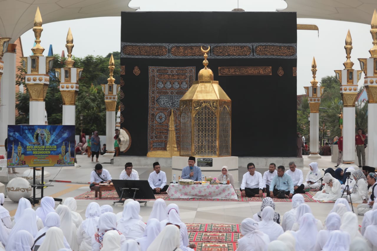 Foto 7 dari 14: Halal Bihalal dengan Pedagang PRC, Wali Kota Sampaikan Rencana Penyempurnaan Kawasan