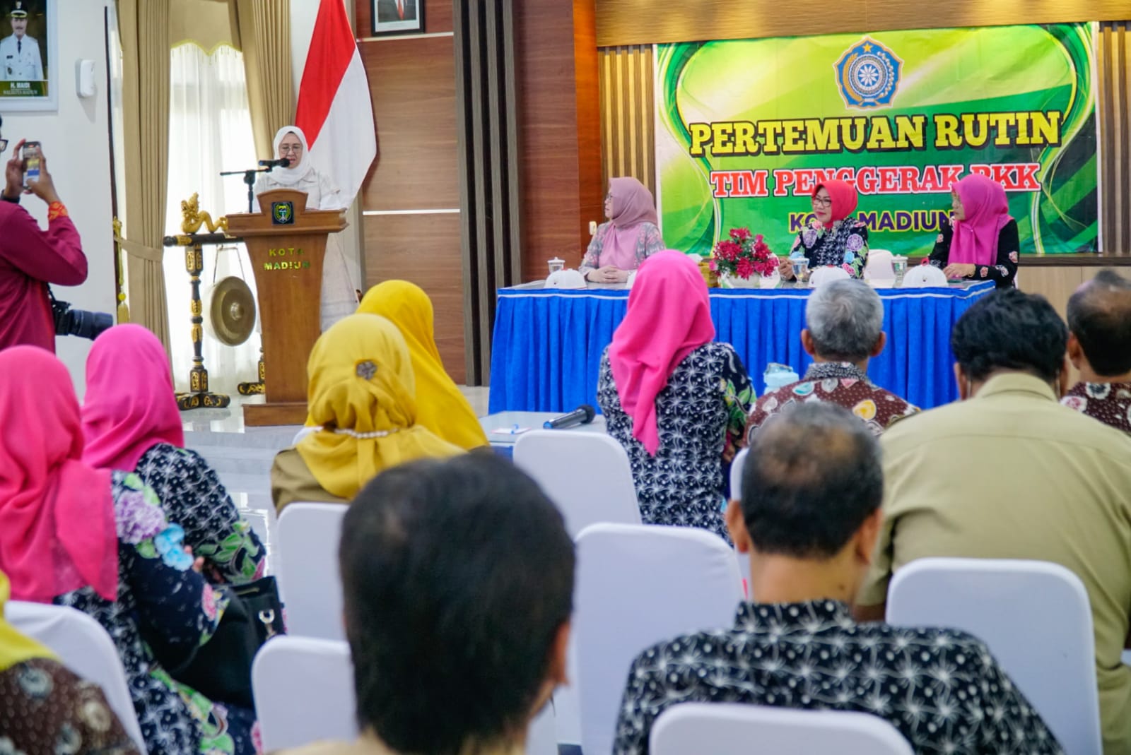 Foto 3 dari 15: Kepincut Sekolah Lansia Tangguh, TP PKK Sumsel Study Banding ke TP PKK Kota Pendekar