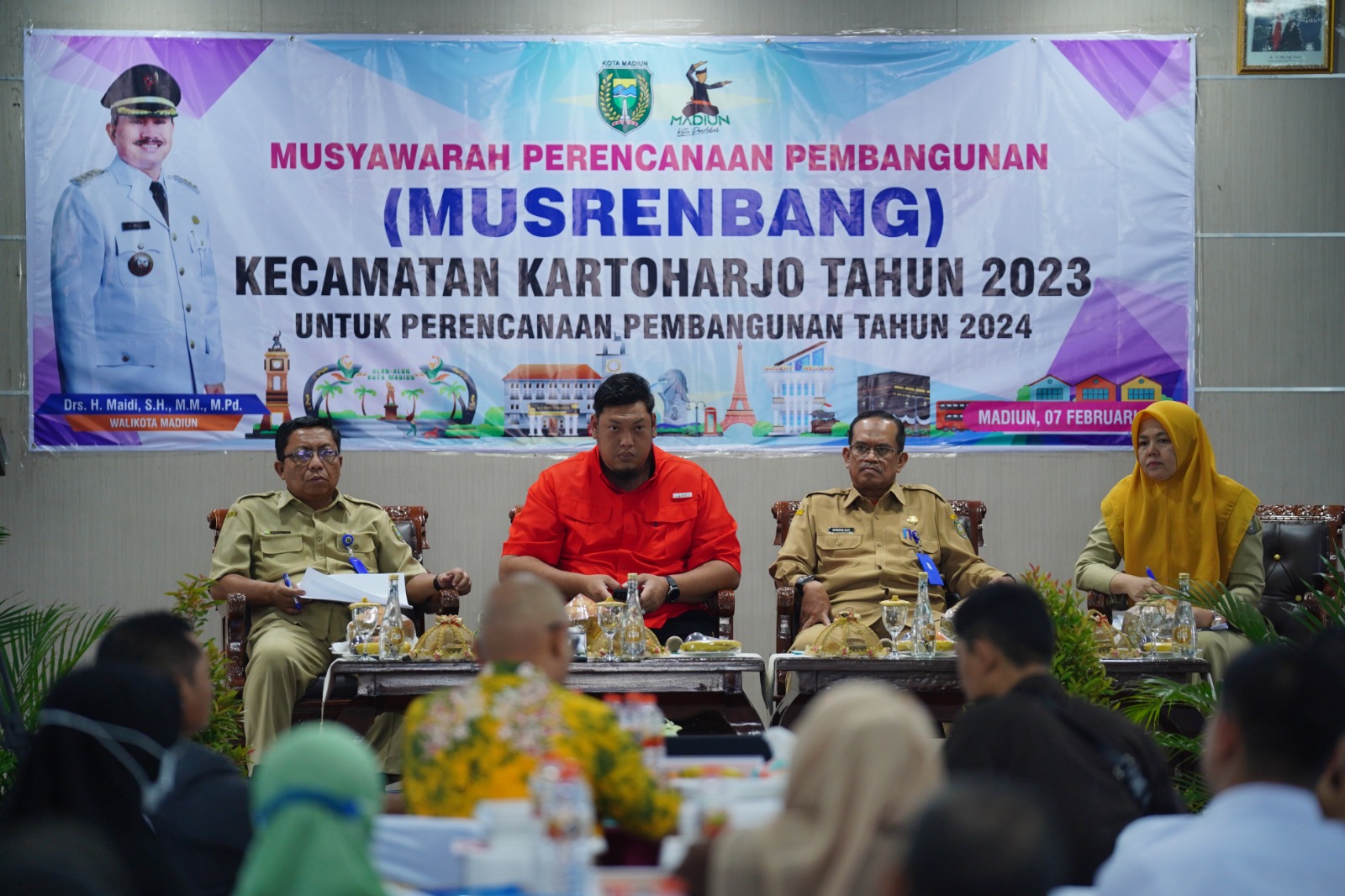 Foto utama berita: Pastikan Usulan Pembangunan Tepat Sasaran, Wali Kota Pimpin Musrenbang Kartoharjo Dari Madinah