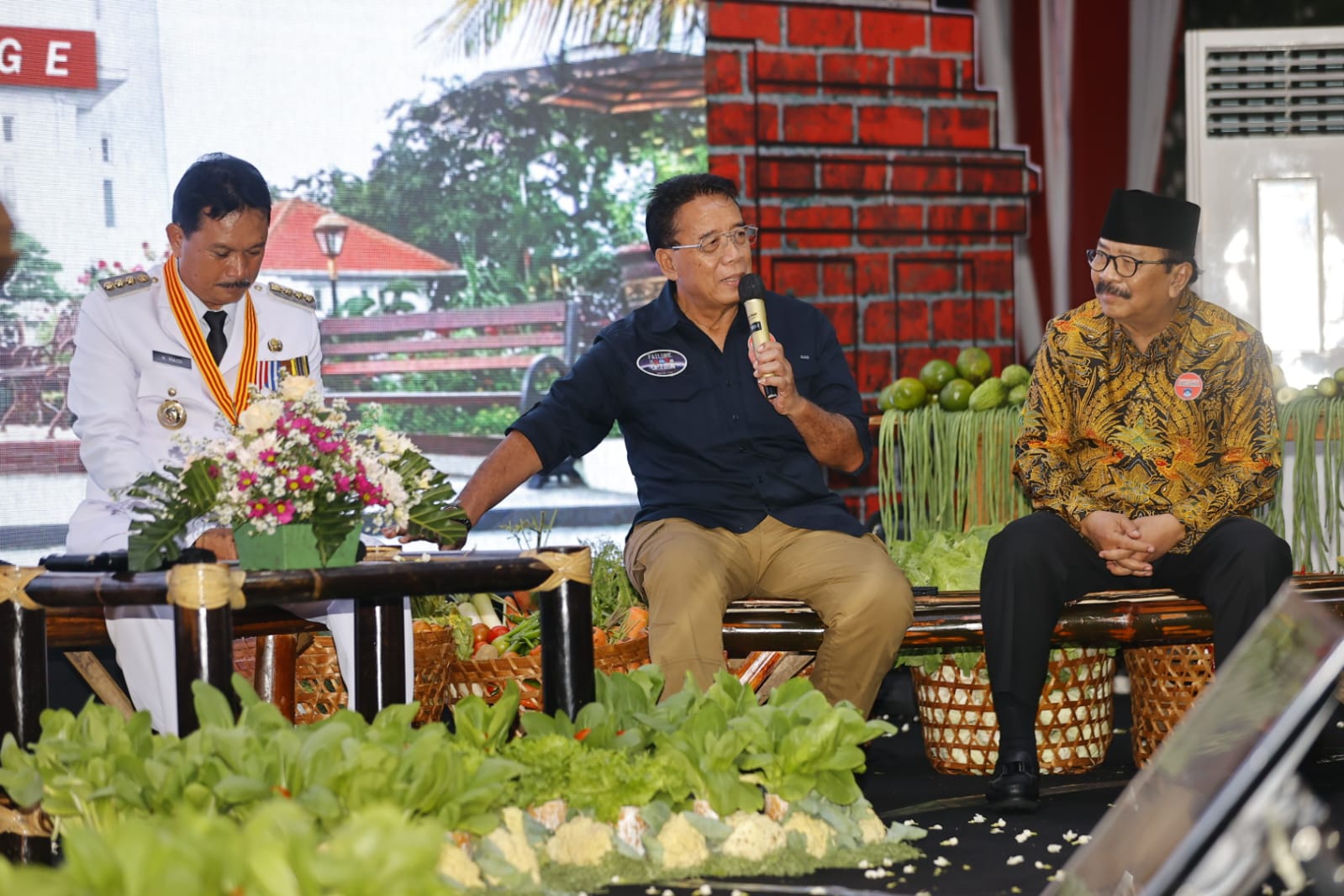 Foto 7 dari 8: Tak Hanya Beri Masukan, Para Tokoh Juga Puji Kemajuan Kota Madiun Saat MCIM