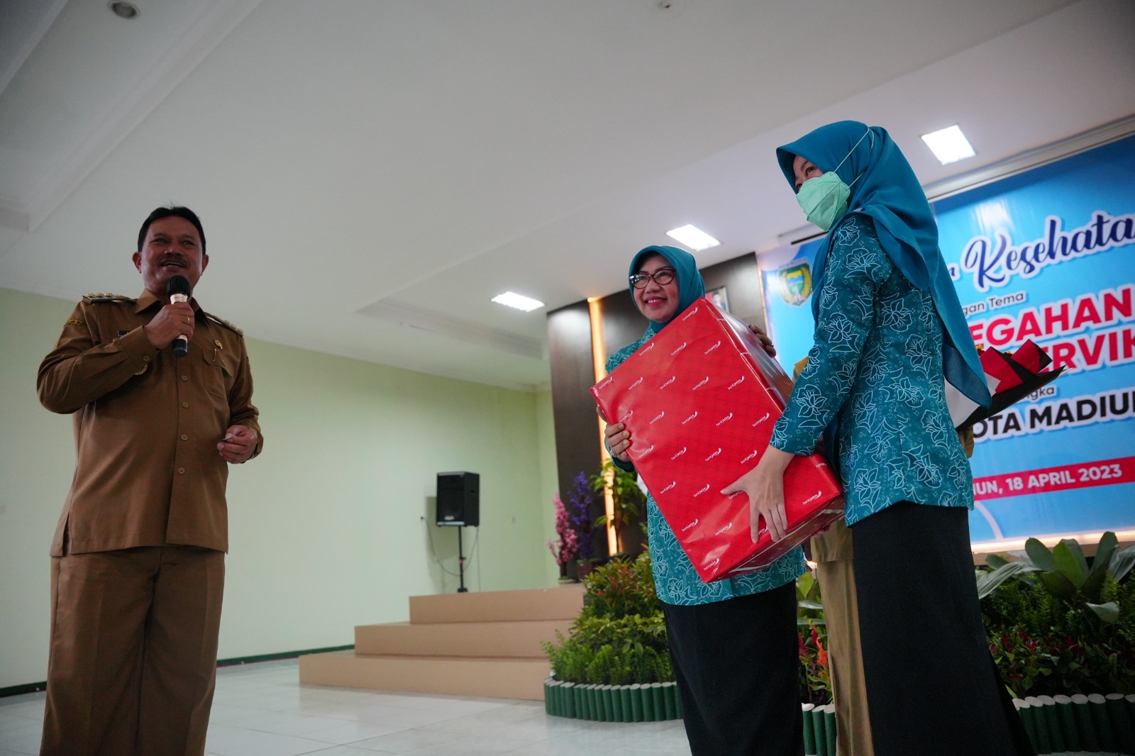 Foto 8 dari 10: HUT Ke-19 RSUD Kota Madiun, Wali Kota: Usia Muda Penampilan Dewasa
