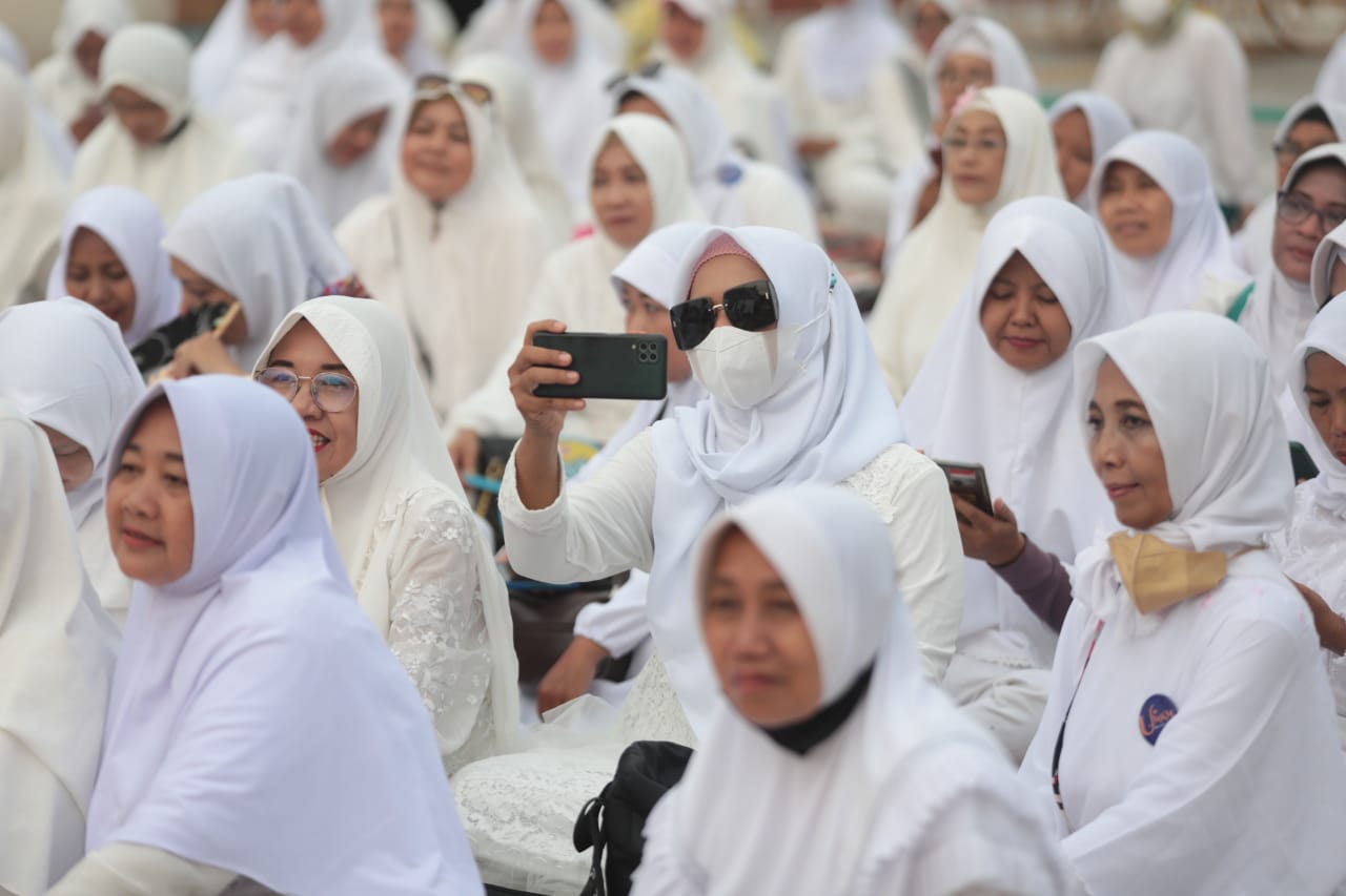 Foto 6 dari 14: Halal Bihalal dengan Pedagang PRC, Wali Kota Sampaikan Rencana Penyempurnaan Kawasan