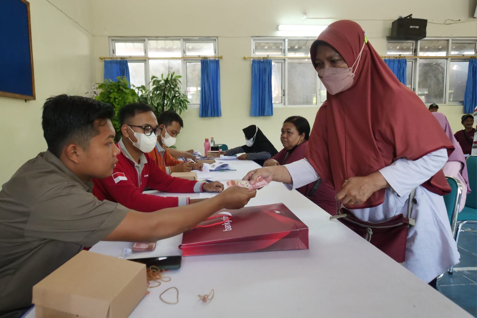 Foto 1 dari 9: Berlangsung Tiga Hari, BLTD Tahap 2 Disalurkan ke 2.800 KPM