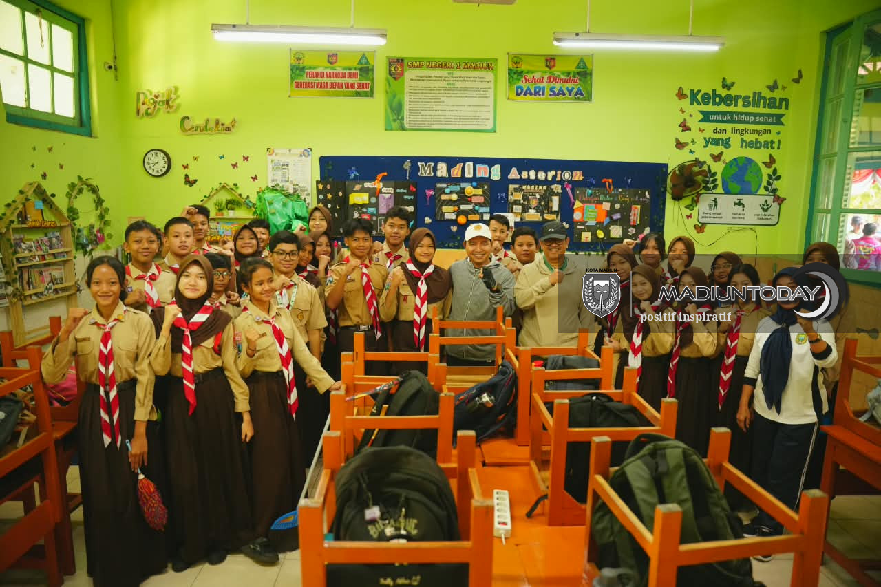Foto 6 dari 16: Gowes Keliling Kota, Plt Wali Kota Madiun Pantau Kebersihan hingga Kondisi Sekolah