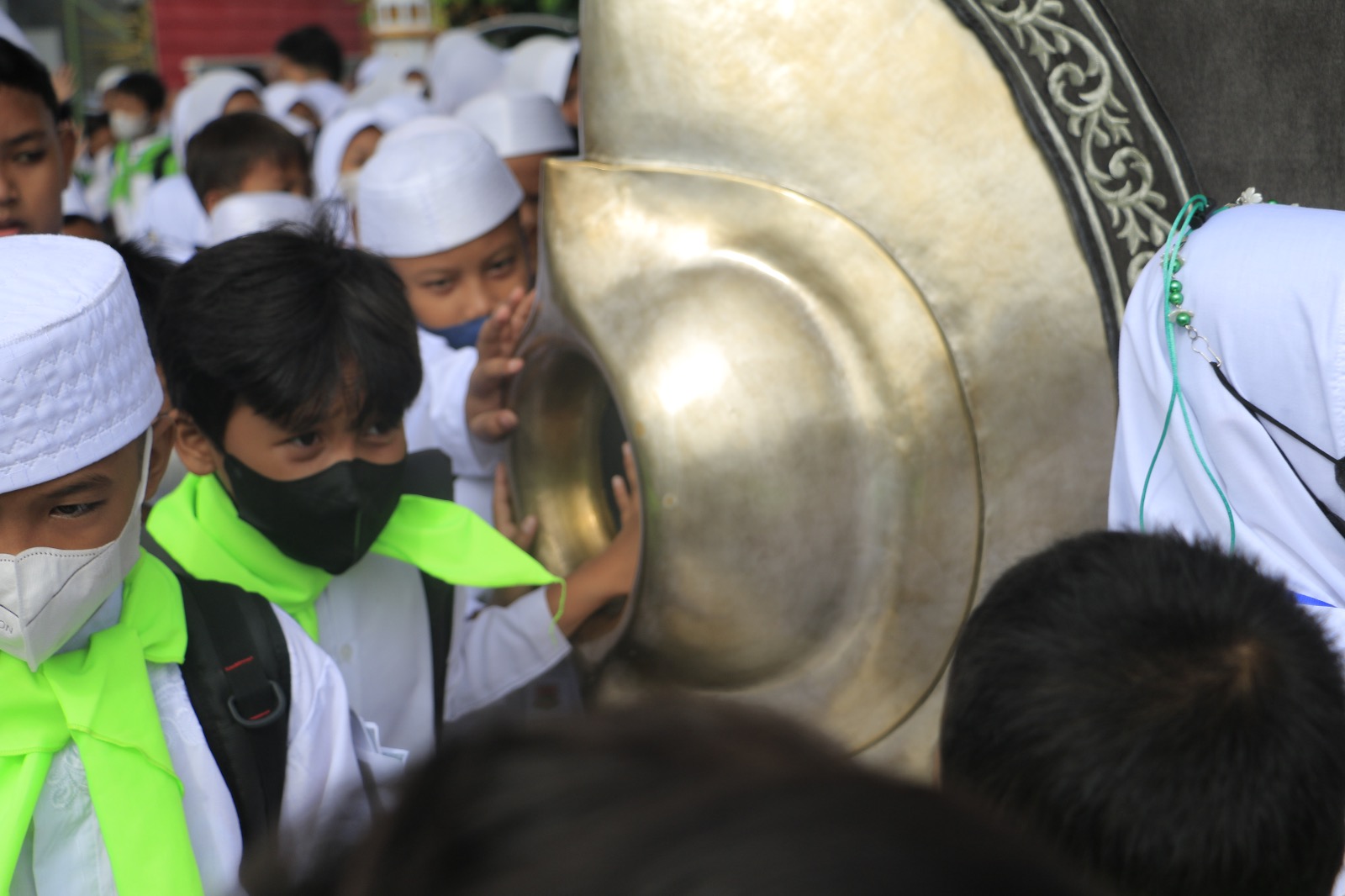Foto 3 dari 6: Bekali Ilmu Agama, Siswa SD Ikuti Manasik Umroh di PRC