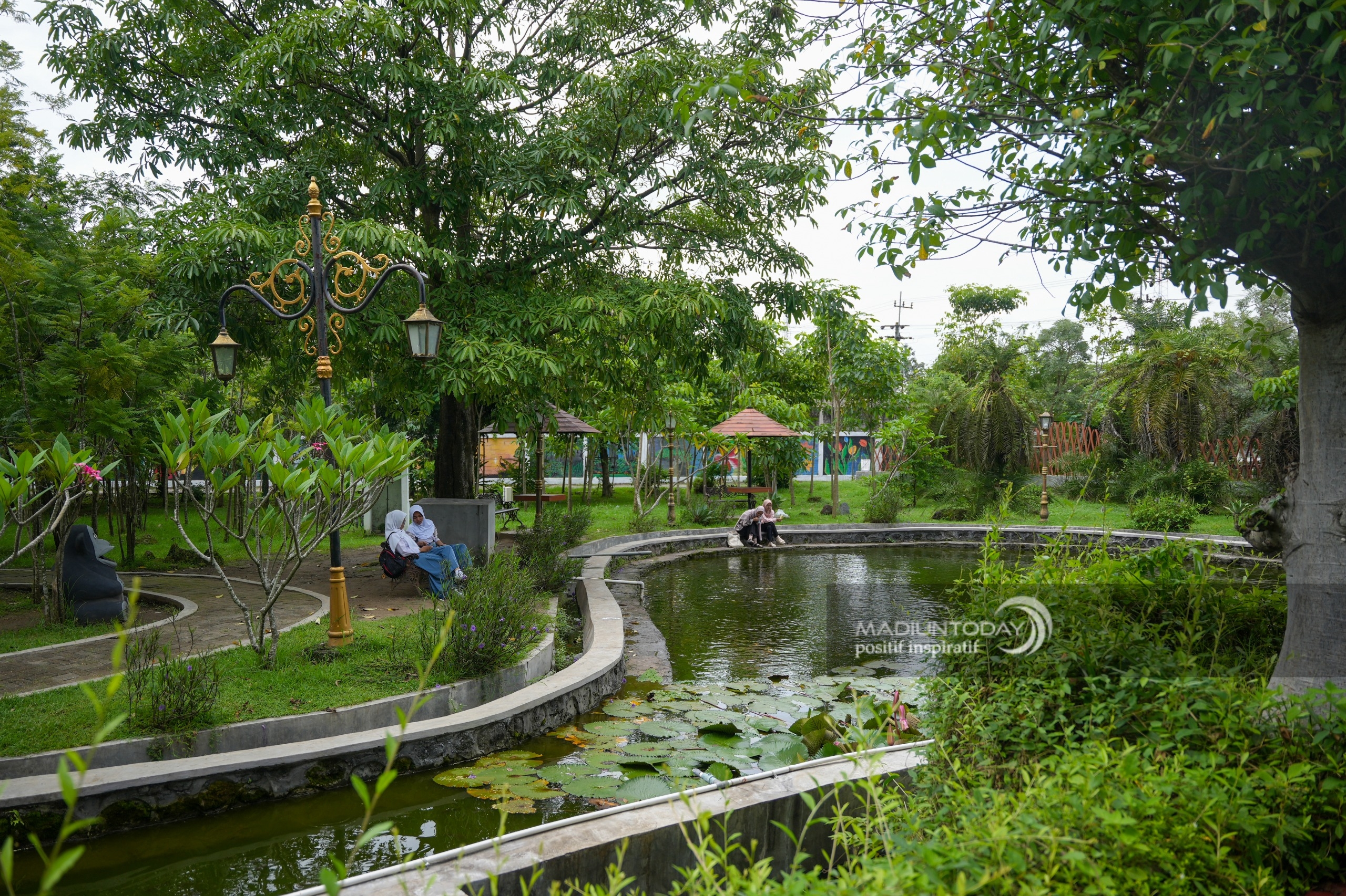 Foto 2 dari 2: Pengembangan Objek Wisata, Disperkim Tata Kawasan Hutan Kota